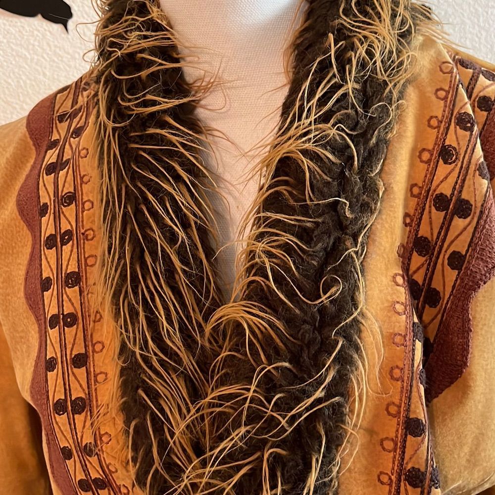 Vintage Boho Styled Leather Coat with Faux Fur trim Large - Picture 2 of 16